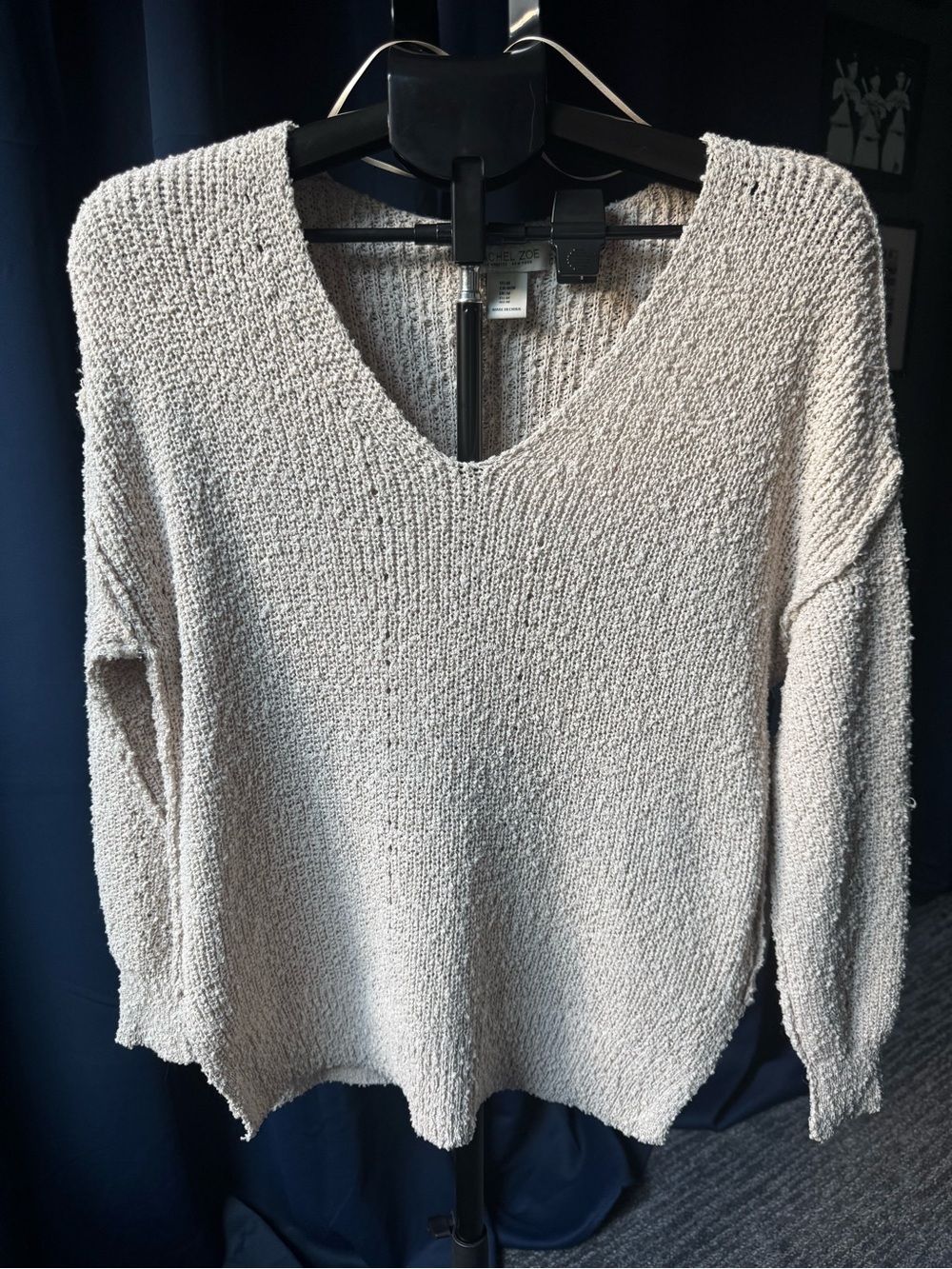 Rachel Zoe *NWT* Tan Nubby Pullover V-Neck Sweater Women’s Size Medium